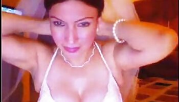 Haarige Hottie video sex mit reifer frau