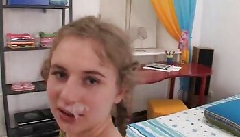 Ficken, Rimming Kyler: 2 reife frauen videos Sperma-Gesichtsbehandlungen!
