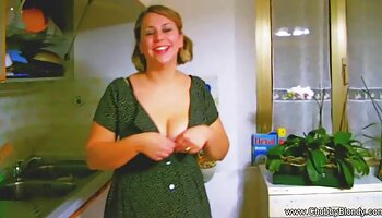 Goldene Schlampe - Makellose ältere Rothaarige, die Schwanzzusammenstellung Teil 1 nehmen kostenlose sexvideos mit reifen frauen
